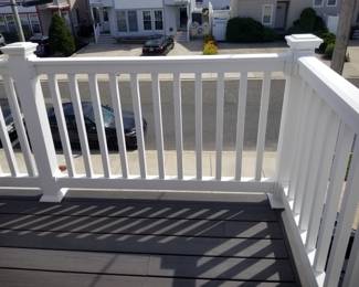 Vinyl railing