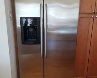 GE refrigerator