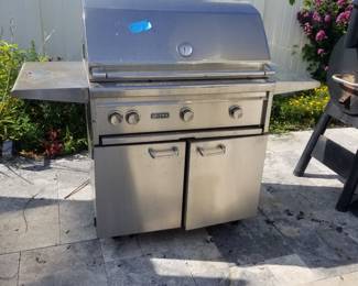 LYNX gas grill