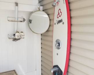 Outdoor shower - surfboard shower hardware
