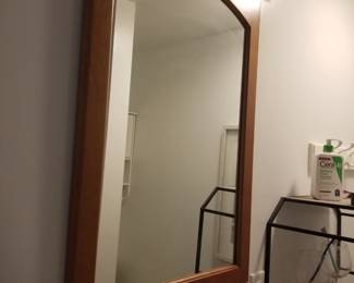 Vanity mirror