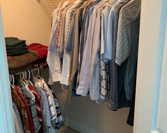 Men’s clothing (small and medium), blankets