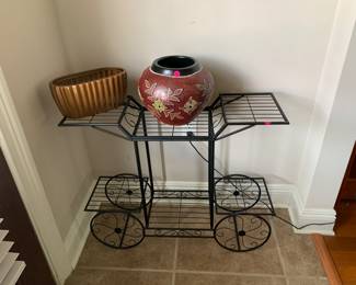 Patio shelf and pots