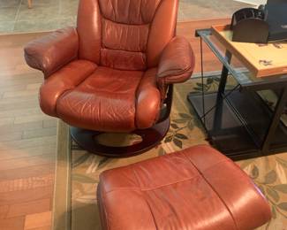 Lane leather chair with ottoman