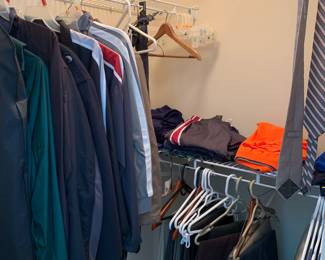 Men’s clothing (small and medium)
