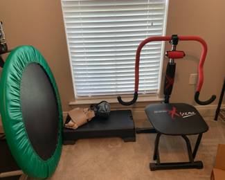Mini trampoline, step and Ab-Doer Xtreme