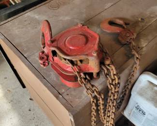 Pully w/Chain