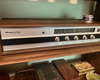Vintage Magnovox