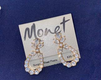 Vintage Monet earrings 