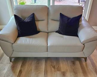 ABBYSON Cadence Top Grain Leather Sofa, Loveseat & Easy Chair Living Room Group.