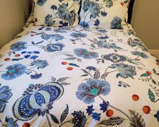 Single Bed.