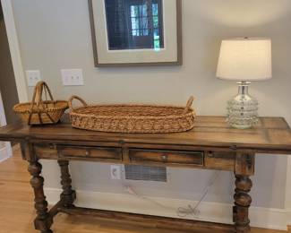 A two Leaf Flip Top Console Table.