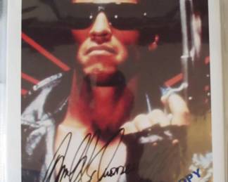 Arnold Schwarzenegger SIGNED