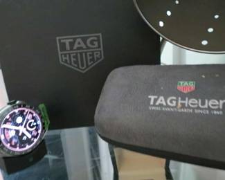 TAG HEUER