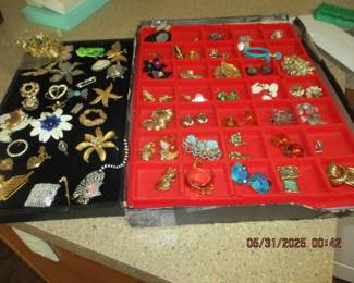 Costume Jewelry - Assorted pins and earrings