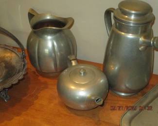 Misc pewter beverage servers