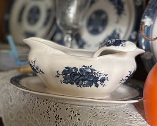 ROYAL BLUE HARMONY HOUSE CHINA/JAPAN Complete Set