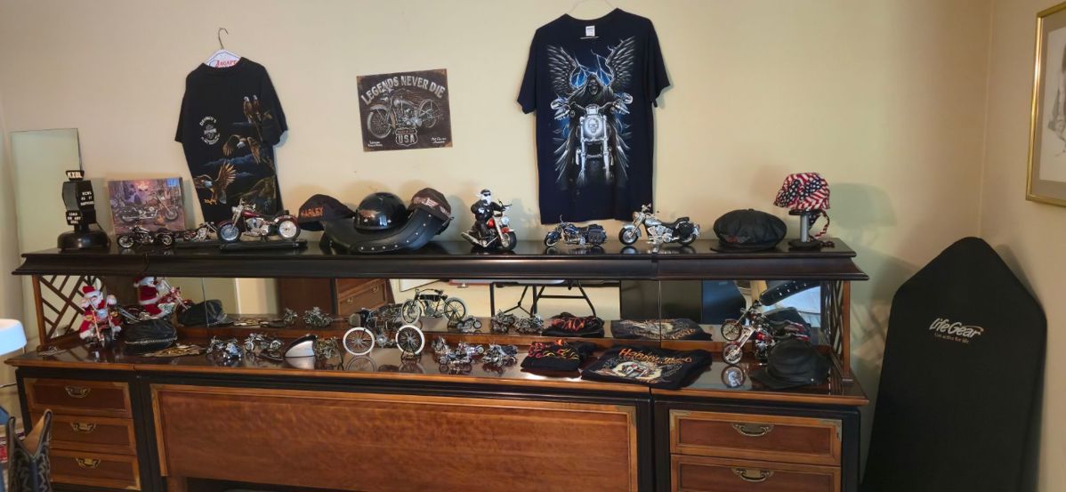 Beautiful Vintage furniture, vintage Harley, Davidson, clothing, T-shirts, and accessories