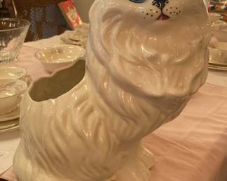 Large Persian cat planter