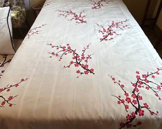 VINTAGE MID CENTURY “SUBURBIA” SCULPTED HEADBOARD