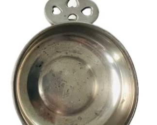 Williamsburg Stieff Pewter Porringer