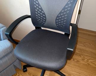 Ergonomic Arm Chair