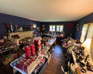 Wide variety of items for sale in this large room.