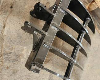 Rake - Mini Excavator Attachment | Fits to 1-3 Ton Excavator