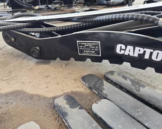 Unused 7T Hydraulic Thumb Clamp CK-J7T 44-inch
