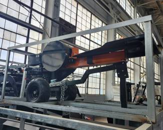 Unused Wolverine log splitter | LS-23-103W