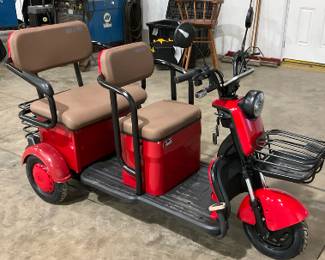 IRGC40 Electric Vehicle- New in Box