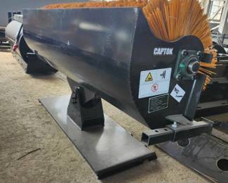 Unused Captok CK-SE61 Skid Steer Sweeper Attachment 61-inch