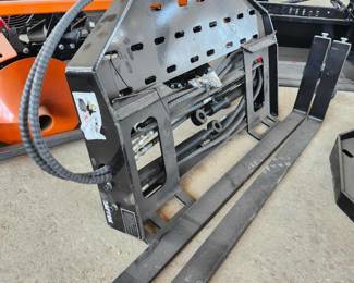 Unused Captok CK-SF60 Side Shift Fork Attachment