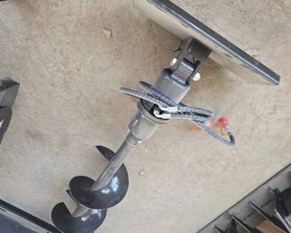 Unused MINI Skid Steer Hydraulic Auger Drive Unit with Mounting Bracket