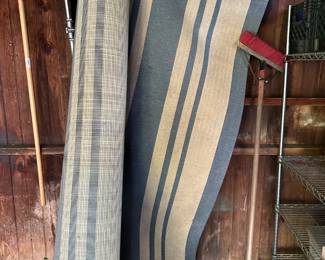 Indoor/outdoor rug 8x10 ($10). Located in Ridgewood NJ.