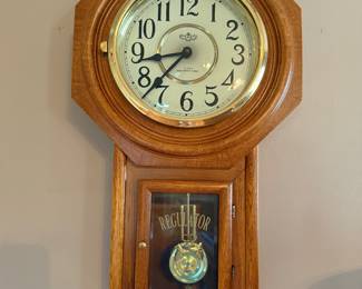 #20 Regulator D & A Clock $100.00
