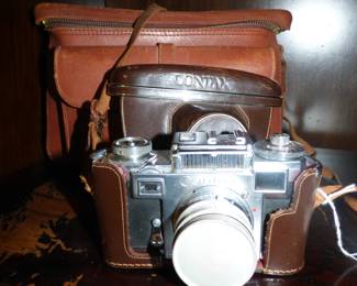 Vintage Contax Camera in leather case with Leather Bag & Accessories (See Next 3 Pics)