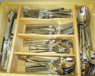 Reed & Barton Flatware Set