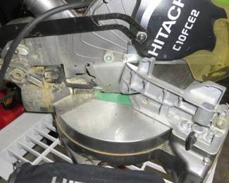 Hitachi 10" Compound Miter Saw C10FCE2