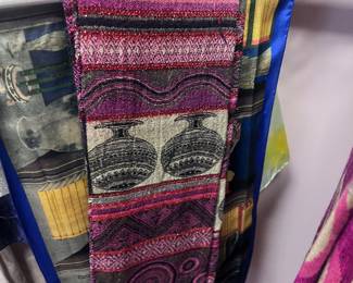 multicolor pattern scarf