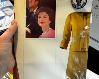 Jacqueline Kennedy pin