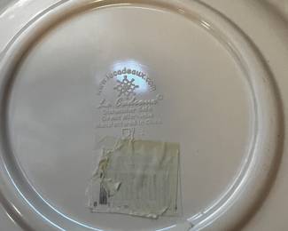 Le Cadeaux plates