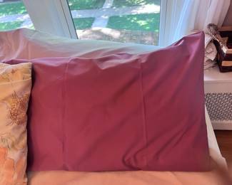 vintage assorted bedding (pillow case)