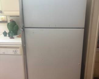 Kenmore 22 Refrigerator