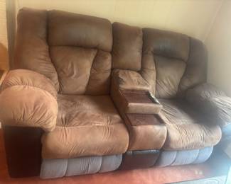 Love seat w 2 recliners