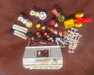 Fisher price barn w lots of animals. Bottom is damaged but still makes moo sound when barn door is open