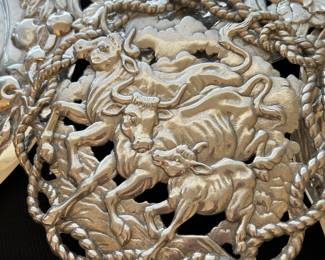 Arthur Court Longhorn cattle trivet