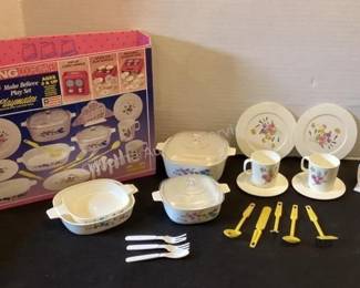 Vintage Corning Play Dishes
