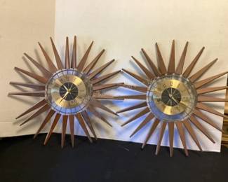 Starburst clocks