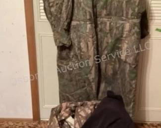 4x Hunting clothes